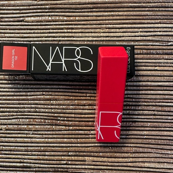 ❤️❤️NARS NEW IN BOX DRAGON GIRL POWERMATTE LIPSTICK - Picture 4 of 5